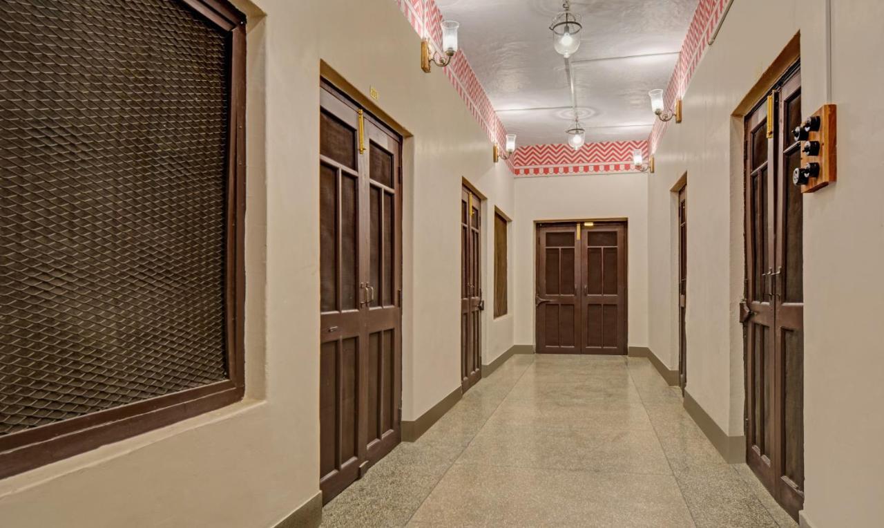 Treebo The Regal House, Near Fateh Sagar Lake Udaipur Exterior foto
